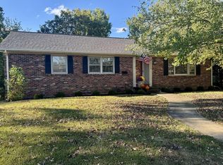 3479 Castleton Hl, Lexington, KY 40517