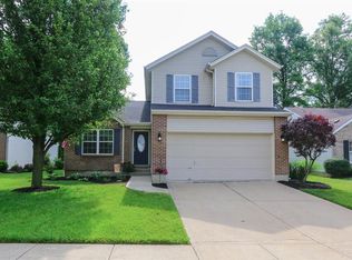 8402 Nightshade Dr, Maineville, OH 45039