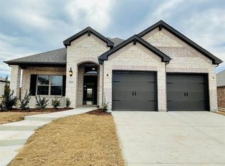 517 Redbud Dr, Royse City, TX 75189