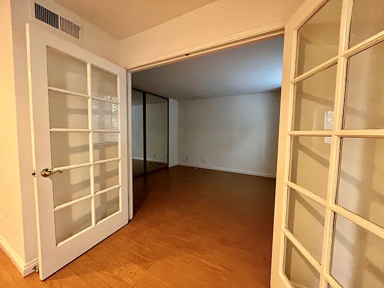10747 Wilshire Blvd #507 — Photo 4