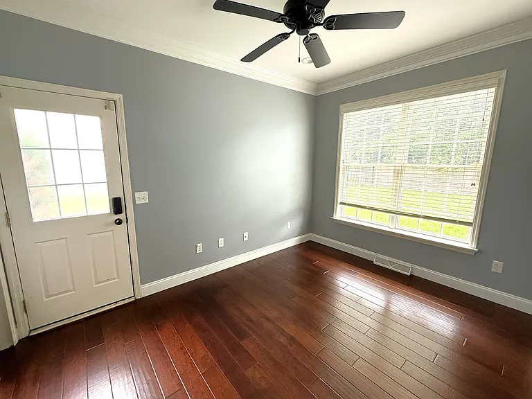 1216 Chelsen Cross — Photo 10