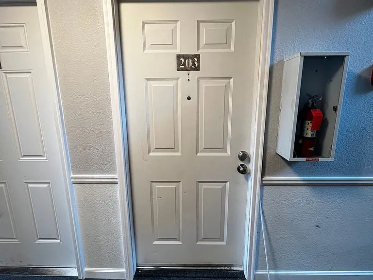Myers Court — Photo 9