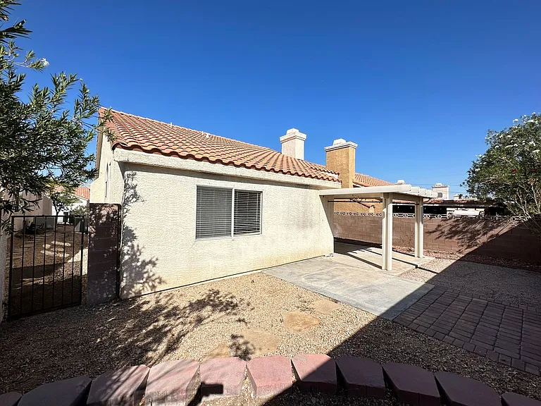 7629 Rockfield Dr — Photo 21