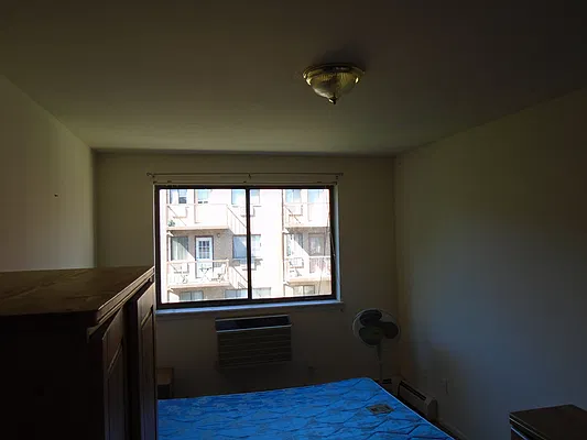 Rented by 18 REALTY | media 14