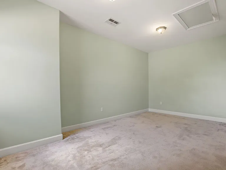 5554 Palm Lake Cir — Photo 56