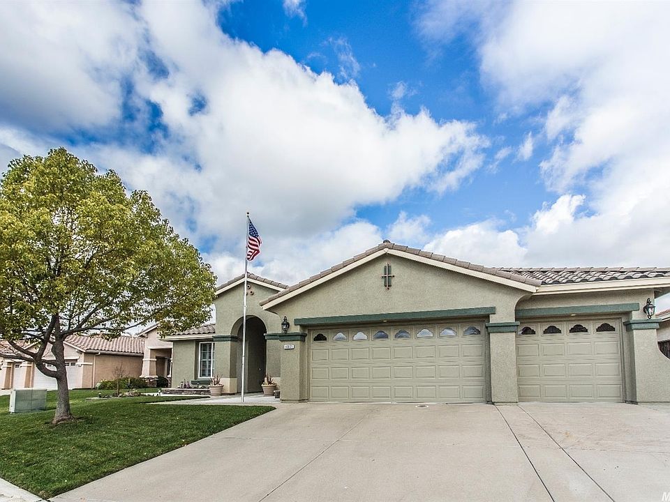 1st image of 10071 Winged Foot Dr