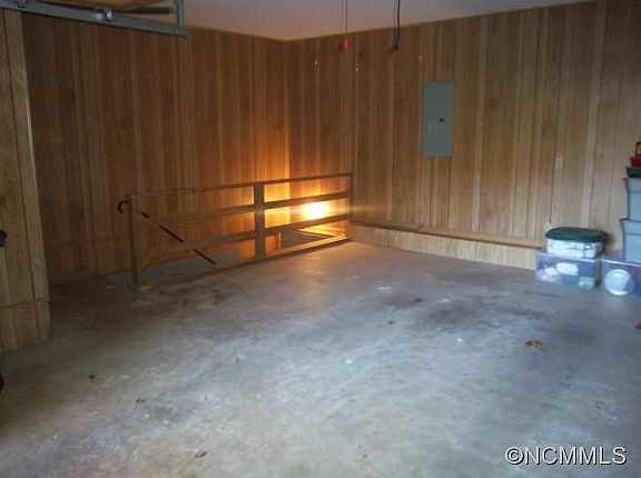 4th image of 1915 S Stoney View Ct