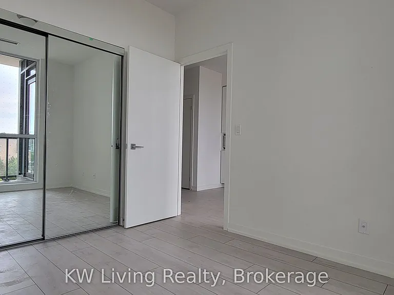 49 E Liberty St #405 — Photo 4