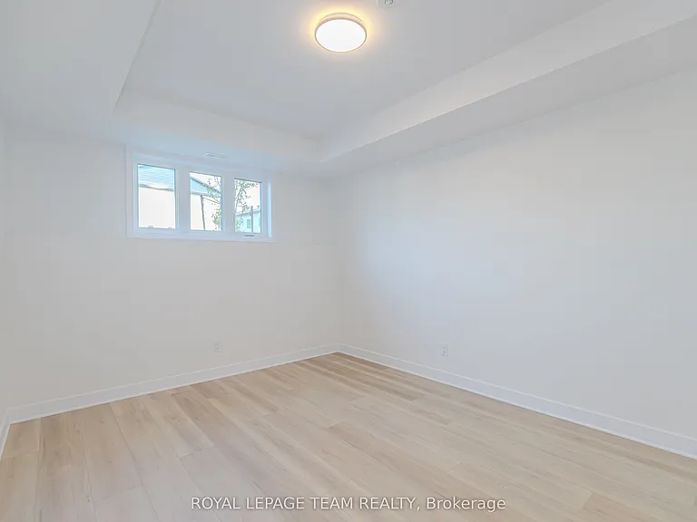 4787A Bank St — Photo 26