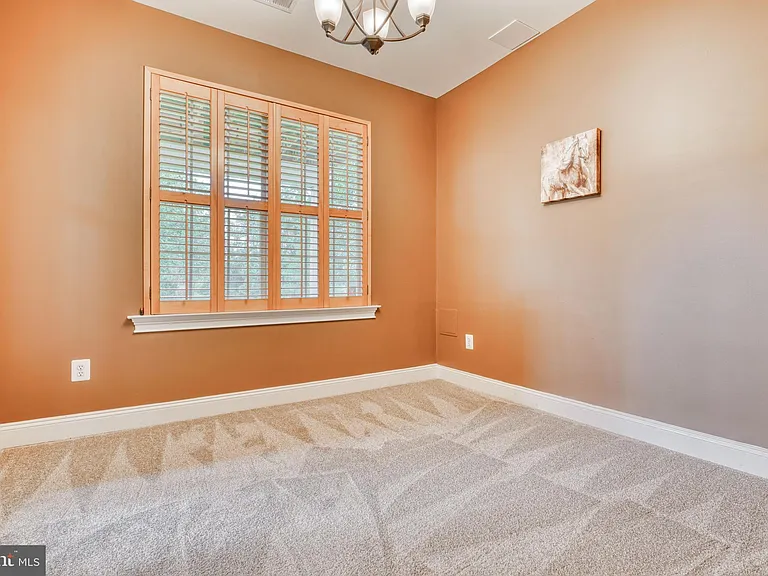 8112 Winding Ross Way — Photo 16