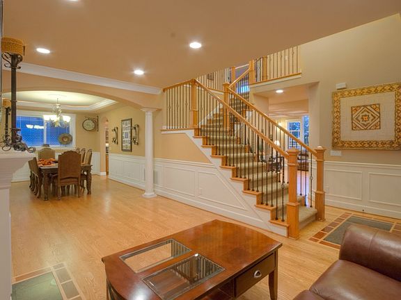4th image of 1618 Holbrook Ave