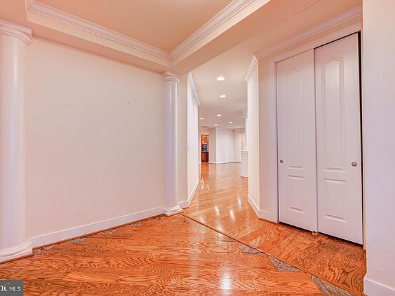 4th image of 2323 Meridian Blvd