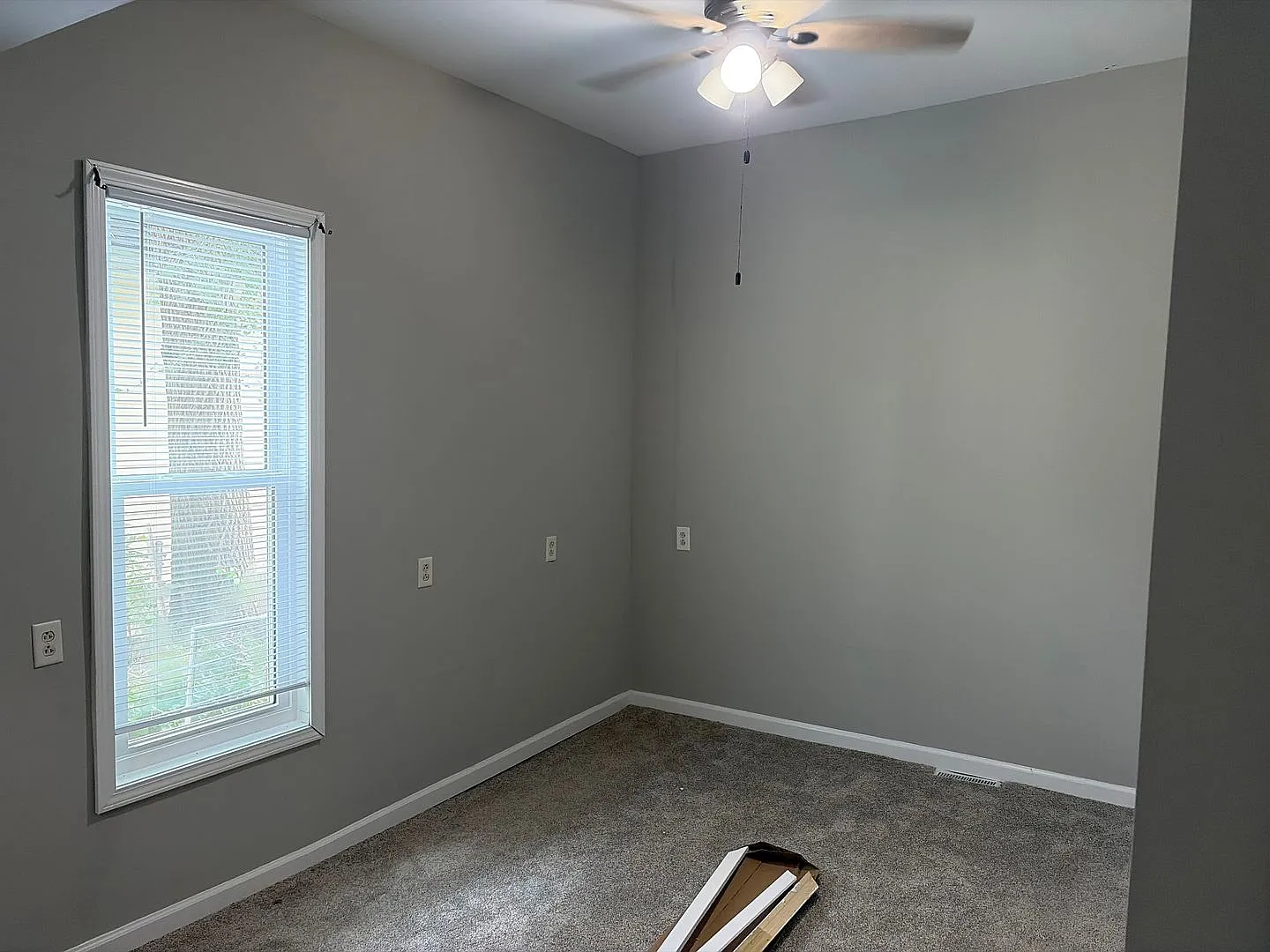 3-bedroom home on West Walnut for lease! — Photo 4