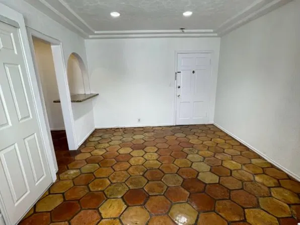 6131 Orange St #5, Los Angeles, CA 90048