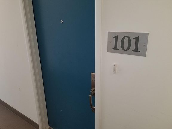 2nd image of 10854 Bloomfield St #101