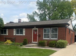 2664 Sparta Dr, Troy, MI 48083