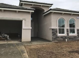 395 Bo Tree Ln, Madera, CA 93637
