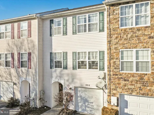 864 Aztec Dr, Martinsburg, WV 25405