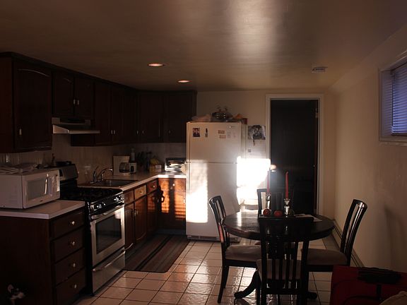 4th image of 66 Mohican Park Ave