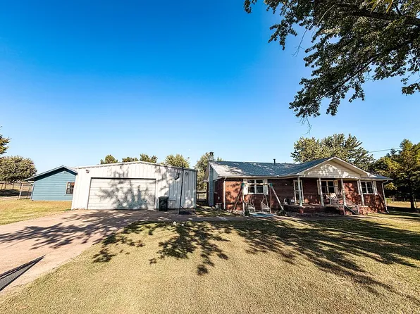 208 S Willey St, Fort Gibson, OK 74434