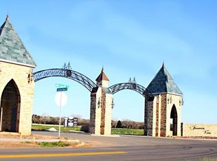 4501 Farm Hill Rd #10, Norman, OK 73072