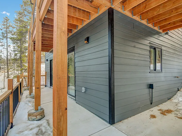 148 N Aspen St — Photo 28