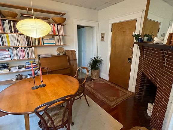 4th image of 244 Bowen St APT 5