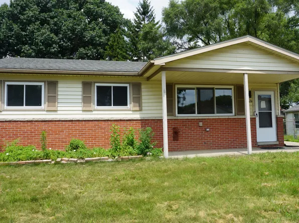 34474 John St, Wayne, MI 48184