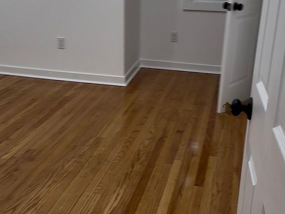 4th image of 215-217 Florida Ave #2