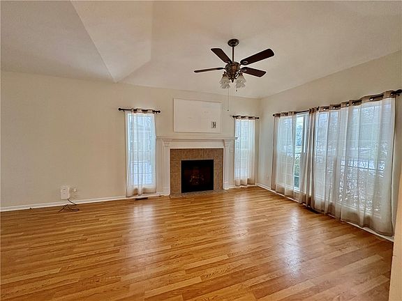 2nd image of 341 North Ave