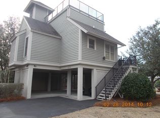 1608 Harbour Dr, North Myrtle Beach, SC 29582