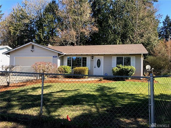 2nd image of 2820 NE Athens Way