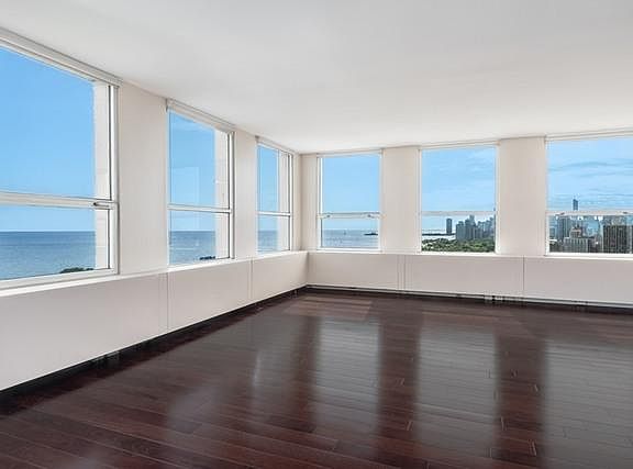 2nd image of 2626 N Lakeview Ave APT 2803