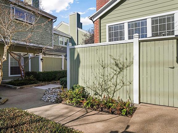2nd image of 6220 Bentwood Trl APT 1205