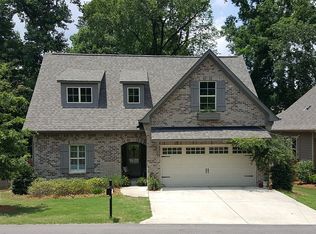 3768 Crosshaven Dr, Vestavia, AL 35223
