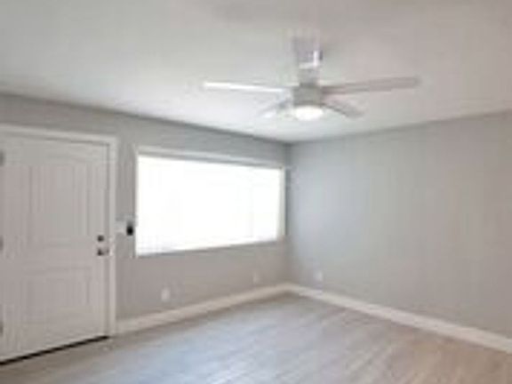 5th image of 7014 E Palm Ln APT 4