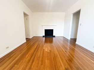 36-19 Bowne St #5D, Flushing, NY 11354