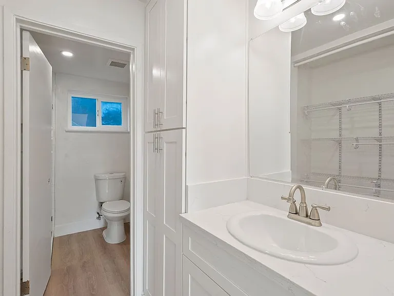 1622 Palm St - 2 Bedroom 2 Bath Fully Renovated: Move In Available Now | July 1st, 2026 Units Ava... — Photo 8