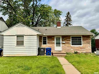 1030 Grandview Dr, Clinton, IA, 52732