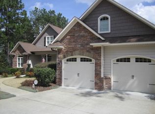 13 Banning Dr, Carthage, NC 28327