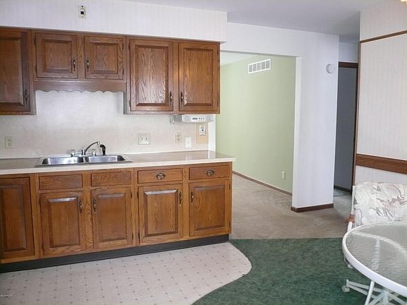 4th image of 5660 Leisure South Dr SE