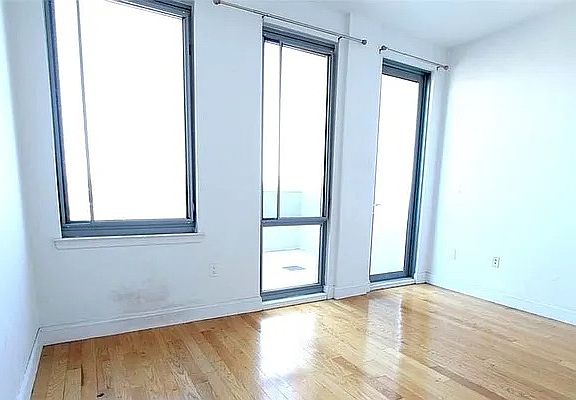 5th image of 110 4th Ave APT 8B