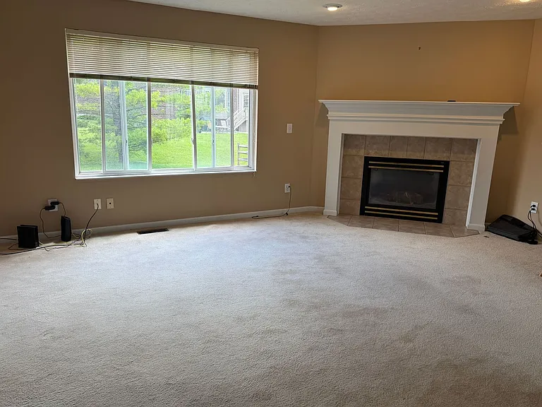 174 Farmridge Rd — Photo 3
