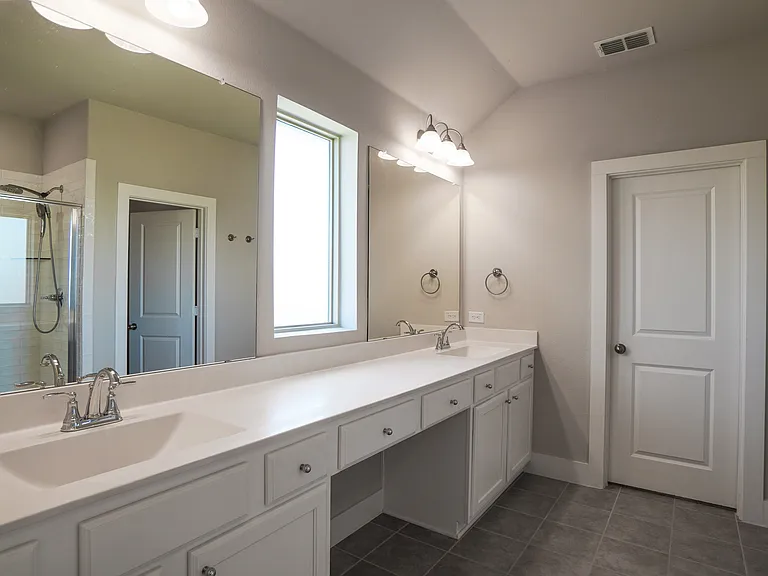 1836 Big Spring Dr — Photo 23