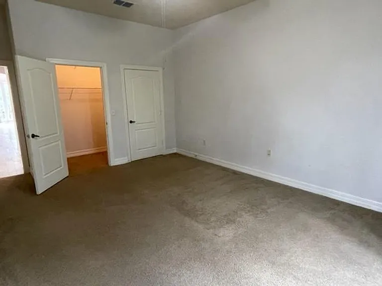 506 Mirasol Cir #101 — Photo 11