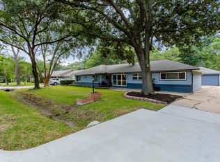 9010 Cadawac Rd, Houston, TX 77074