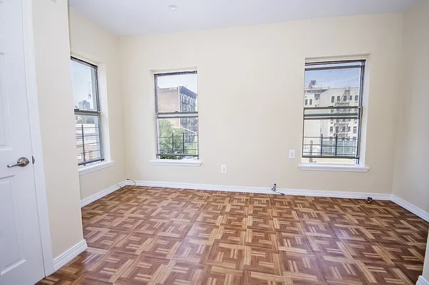 Rented by Level Group | media 15