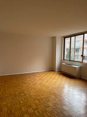 Rented by YKLL LLC | media 26