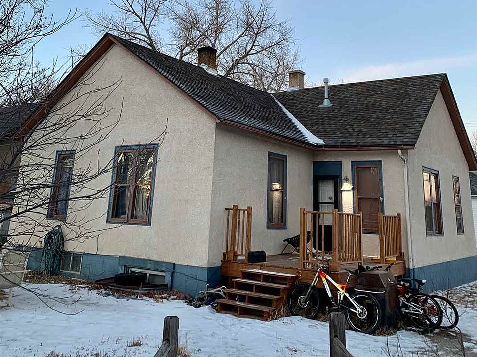 1st image of 802 S 5th St