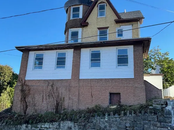 116 E Ridge St #2, Coaldale, PA 18218